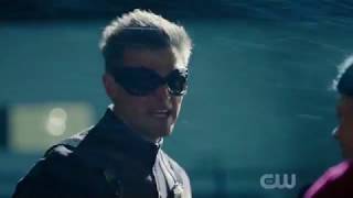 The Flash 5x11 Ralph Dibny aka Elongated Man saves Meta Humans