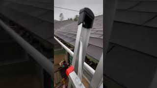 CLOGGED GUTTERS | #guttercleaning #lawn #lawncarebusiness #lawntips #lawnmowingbusiness