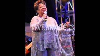 Gladys Knight "If You Don't Know Me By Now/Love Don't Love Nobody" (2011)