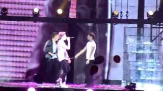 One Direction - Live While We're Young (Live @ TMH Tour Antwerp, Belgium)