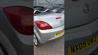 2009 (09) Vauxhall Tigra 1.4i 16V Exclusiv 2dr - black leather - for sale at Roston Park Motors