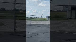 Contour airlines landing in Owensboro Kentucky