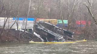 Huge Norfolk Southern train derailment in Bethlehem, PA with 3 trains involved 3/2/24