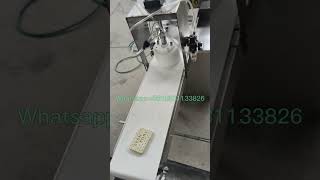 Square pizza base stamping machine