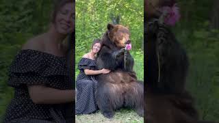 ఎలుగు బంటి పై యువతి స్వారి #vural #vuralvideo #bear #bears