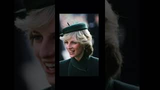 Princess Diana 🫅🏼🌹 forever young and beautiful ❤️ QUEEN 👑