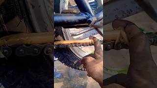 chain⛓️greasing  #shorts #shortvideo #bikemechanic #shortviral #shortsfeed #shortsyoutube