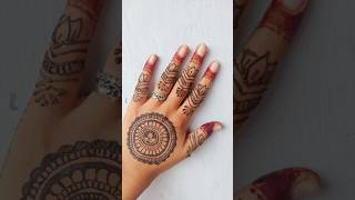 Simple flower mandhi design|| flower mandhi||