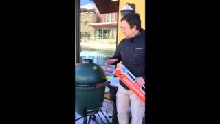 Lighting the Big Green Egg