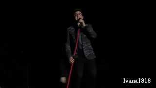 Piero Barone (Il Volo) agradeciendo en varios idiomas - Caracas, Venezuela 12/10/13 HD