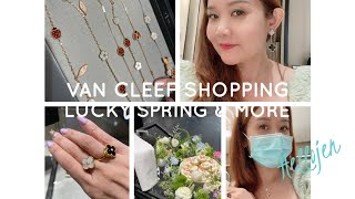 Van Cleef & Arpels Shopping Vlog - try ons, lucky spring collection and shortlisting 😅 #vcaalhambra