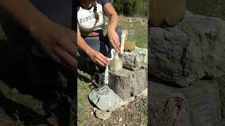 ¡Increíble Técnica de Filtrado! 💧 Purifica Agua con Solo un Trozo de Tela