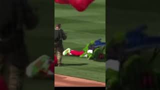 The Philly Phanatic Parachutes Into Opening Day And Face Plants