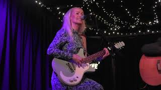 Holly (Cookie) Baker with Annie Siegmann : live, 2024