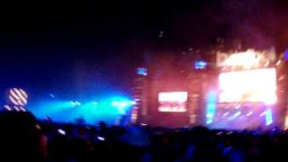 Decibel Outdoor 2009 - Headhunterz playing Tonight (HQ)