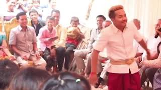 Video Funny Khmer New នាយចឺមកាត់សក់