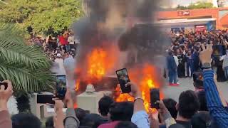 Honda Civic caught fire at Pakwheels Karachi Autoshow 2023