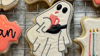 Boo-Jee ghost cookie decorating real time! 1/3