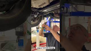 Jaguar XJ8 Oil Change and Checkover