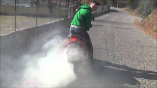 Yamaha BWS100 burnout