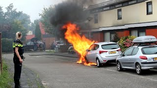 Brandweer Almere: Autobrand Herman Teirlinckstraat Almere