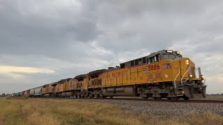 UP 5886 AC44CW Leads Manifest on the Hoxie Sub in Walnut Ridge, AR