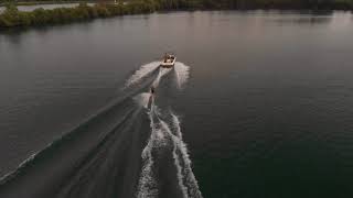 DJI Mavic Air - Waterskiing