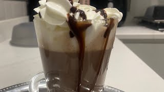 Quick and easy hot chocolate (by niece)#hotchocolate #winterrecipe #chirstmas2022