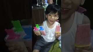 Fruit Popsicles #vlog #5yearsold #happykid #cravings #popsicle #popsiclerecipe #popsicles