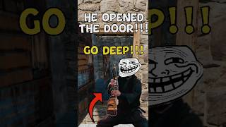 He opened the door in Rust! 😂😂😂 #funnymoments #shorts #shortsfeed #rust #hilarious #gaming