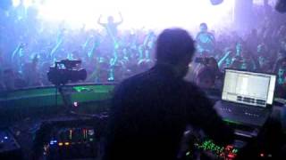 CALVIN HARRIS - GATECRASHER BIRMINGHAM - NEW YEARS EVE 2009- VIDEO 1