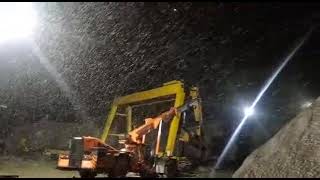 Look at the snowfall in zojila Tunnel||