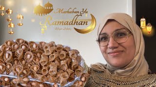 On commence les Recettes du Ramadan 2024 : GÂTEAU BLIGHA AUX SÉSAMES