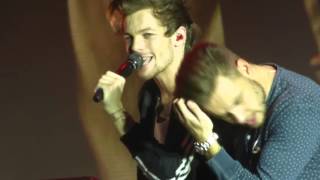 Louis and Liam - Little Things live at Sheffield 30.10.15 Front row HQ OTRA One Direction