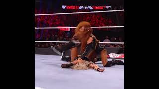 BECKY LYNCH DEFEATED LIV MORGAN!