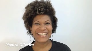 Feliz e Santo Natal • Monica Oliveira