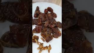 كرات التمر بجوز الهند الجزء الاول #تمر #عجوة#جوز_الهند#coconut #date