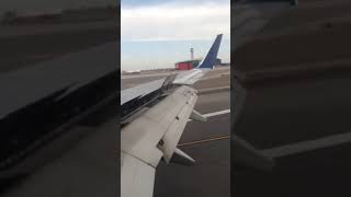 Delta 737 landing in Salt Lake City