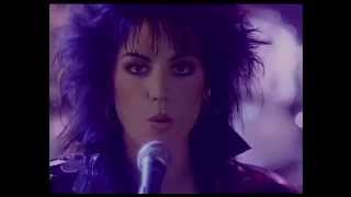 Joan Jett - I Hate Myself For Loving You (HQ)