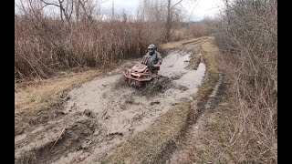 Mudding with Friends on Can Ams