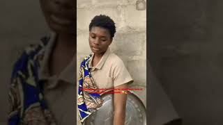 See how a 17year old girl sings exactly like Simi 😳😳😳