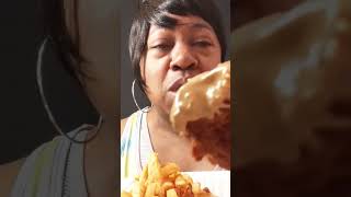 ASMR eating Roosters' Nashville hot chicken