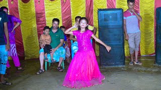 পিচ্চি মেয়ের অস্থির নাচ | হেইলা দুইলা নাচ | Heila Duila Nach | Wedding Dance Performance By misty