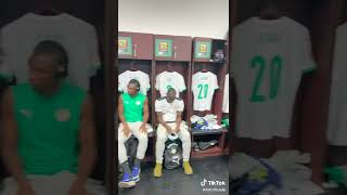 les senegal dans les Vestiaires avant le match Malawi #shorts