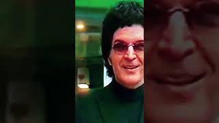 Canto Gino Vannelli Born in Montreal Quebec Beautiful Italian Song  (Laugh e cosi Life is Beautiful)