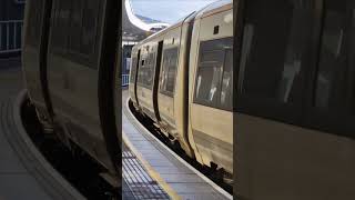 Class 376 arrives at London Bridge #londonbridge