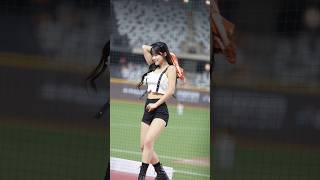 多慧的毛巾也能搖好High呀～😍@lee_dahye #李多慧 #이다혜 #cheerleader #中華職棒 #치어리더 #dance #cpbl #啦啦隊 #味全龍 #fancam #小龍女