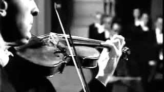 Jascha Heifetz plays Tchaikovsky Violin Concerto  1st mov