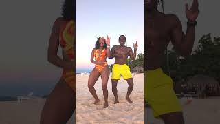 Couple dancing to Afrobeats 🥰 #shorts #dancetrends #viraldance