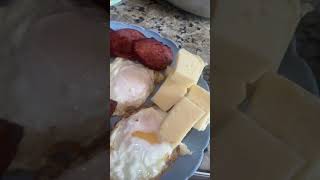 Desayuno dominicano fuerte para comenzar el día 🇩🇴